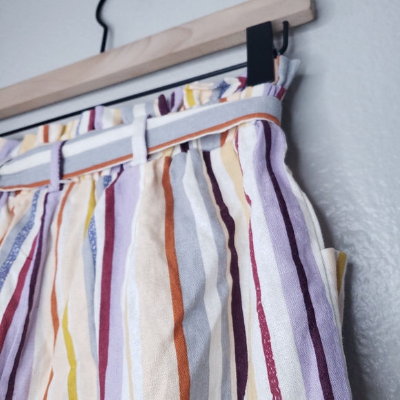 NWT Evolutionary Linen Rainbow Striped Shorts Size M - Picture 7 of 11